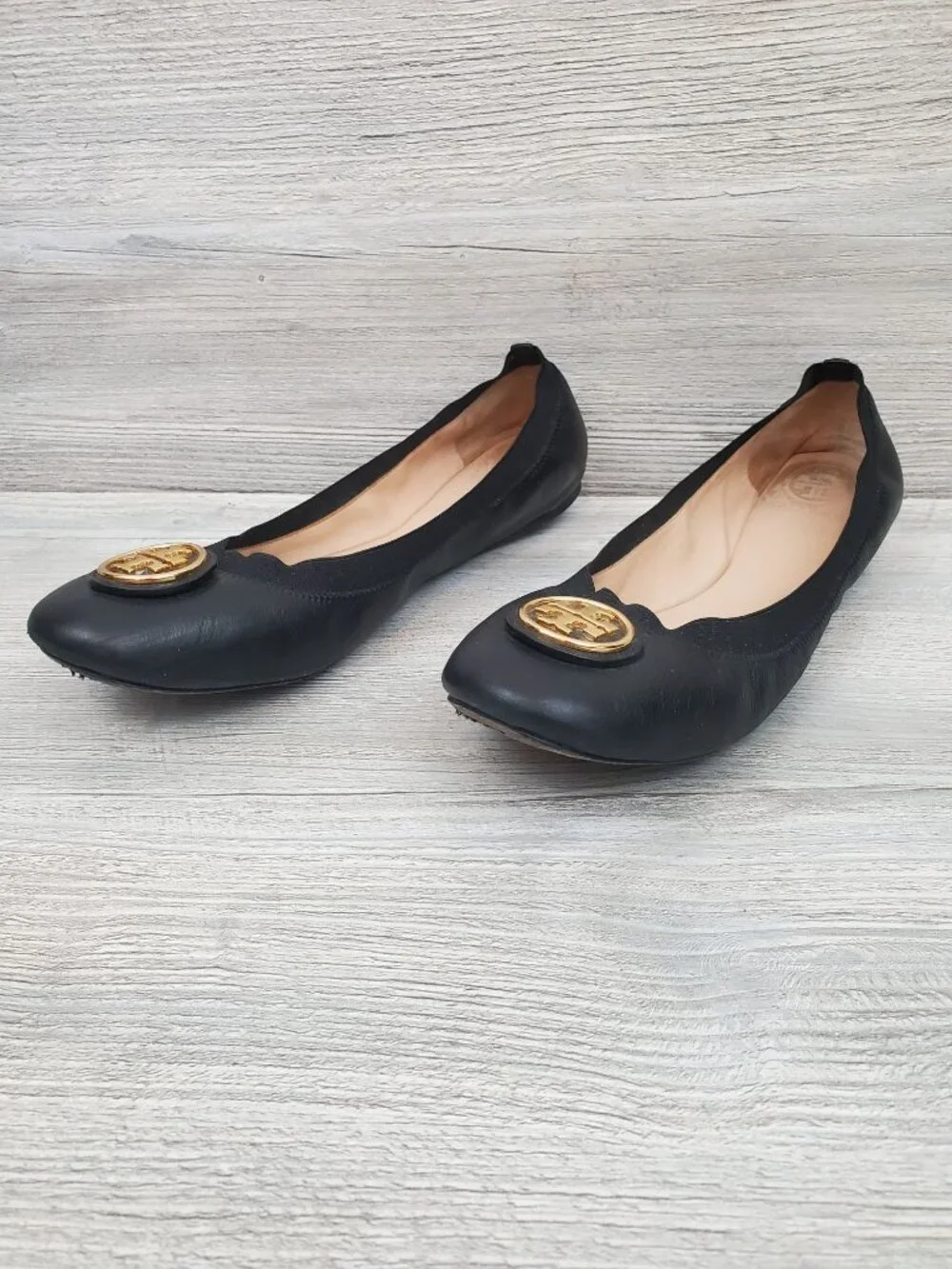 Tory Burch Caroline 2 ballet flats in black; size 11M